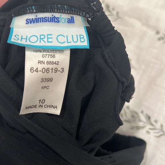 Swimsuits for All black underwire tankini - Picture 6 of 7